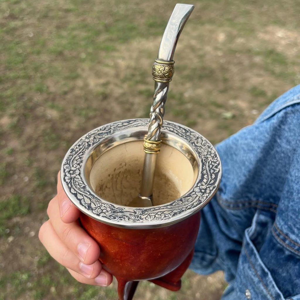 Tasse à Maté En Bois De Caroubier - Fait Main Argentine, Avec Crochet, Lama
